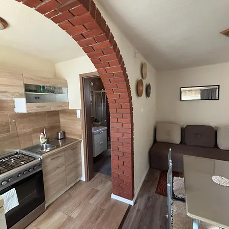 アパート Janka シオーフォク